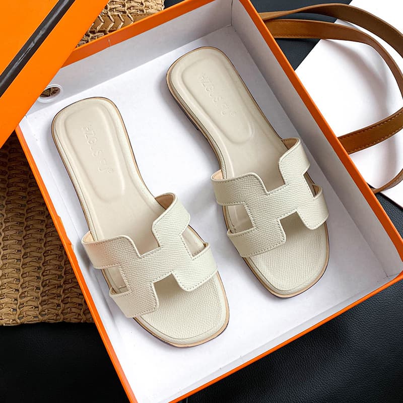 Slippers for women's outer wear 2026 new spring and summer fashionable versatile flat flip flops beach travel sandals palm print