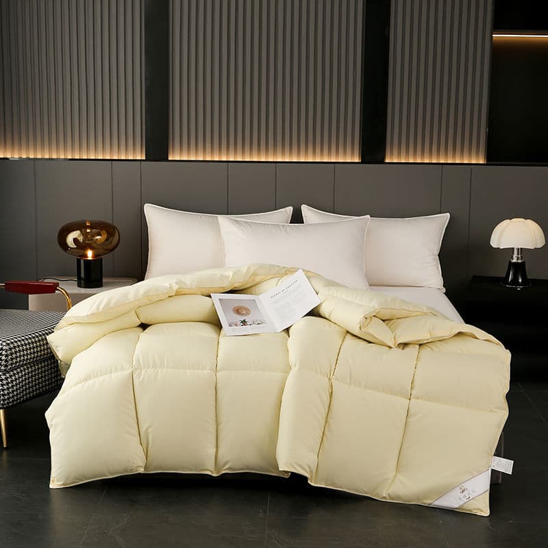 Down feather quilt with 95% white goose down, air-conditioner quilt, spring/autumn quilt, thickened winter quilt, warm heat-retaining single/double dormitory wholesale
