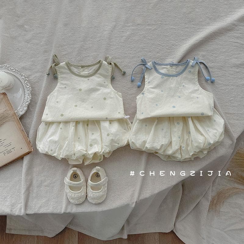 Summer baby fresh polka dot suit thin vest shorts two-piece set baby girl cute outing clothes blue