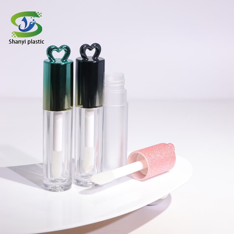 Shanyi Plastic Electroplated Heart-Shaped Lip Gloss Tube Empty Tube Round Lip Gloss Tube with Hook 5ml Lip Oil Packaging Material Wholesale