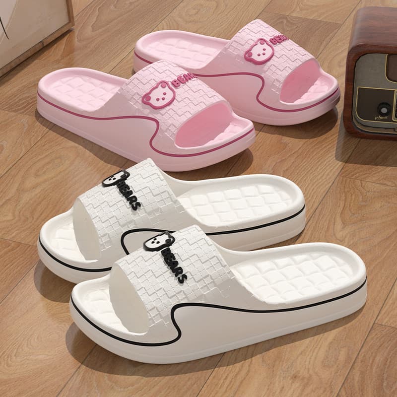 Cartoon Bear EVA Thickened Summer Slippers for Men and Women, Indoor, Outdoor, Bathroom, Anti-Slip, Cloud-like Comfort