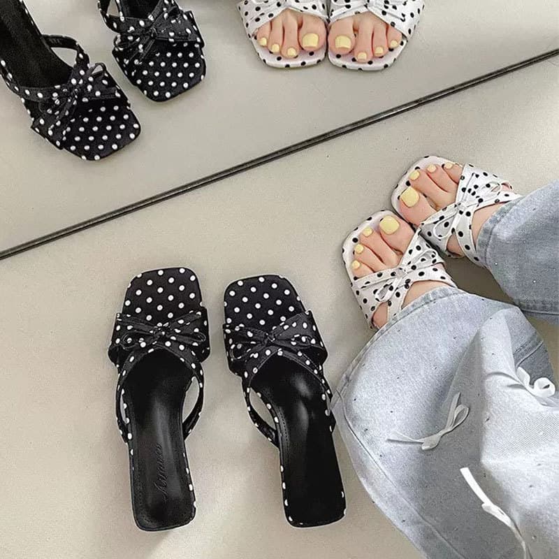 Trendy Beige Polka Dot French Chunky Heel Slide Sandals for Women 2026 New Summer Outdoor Anti-Slip Slippers
