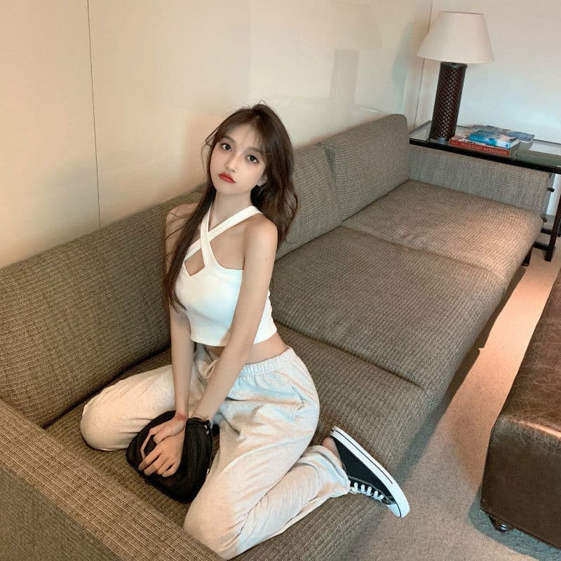 Spring/Summer Blazer Layering Sexy Sleeveless Backless Cropped Halter Neck Camisole Top for Women