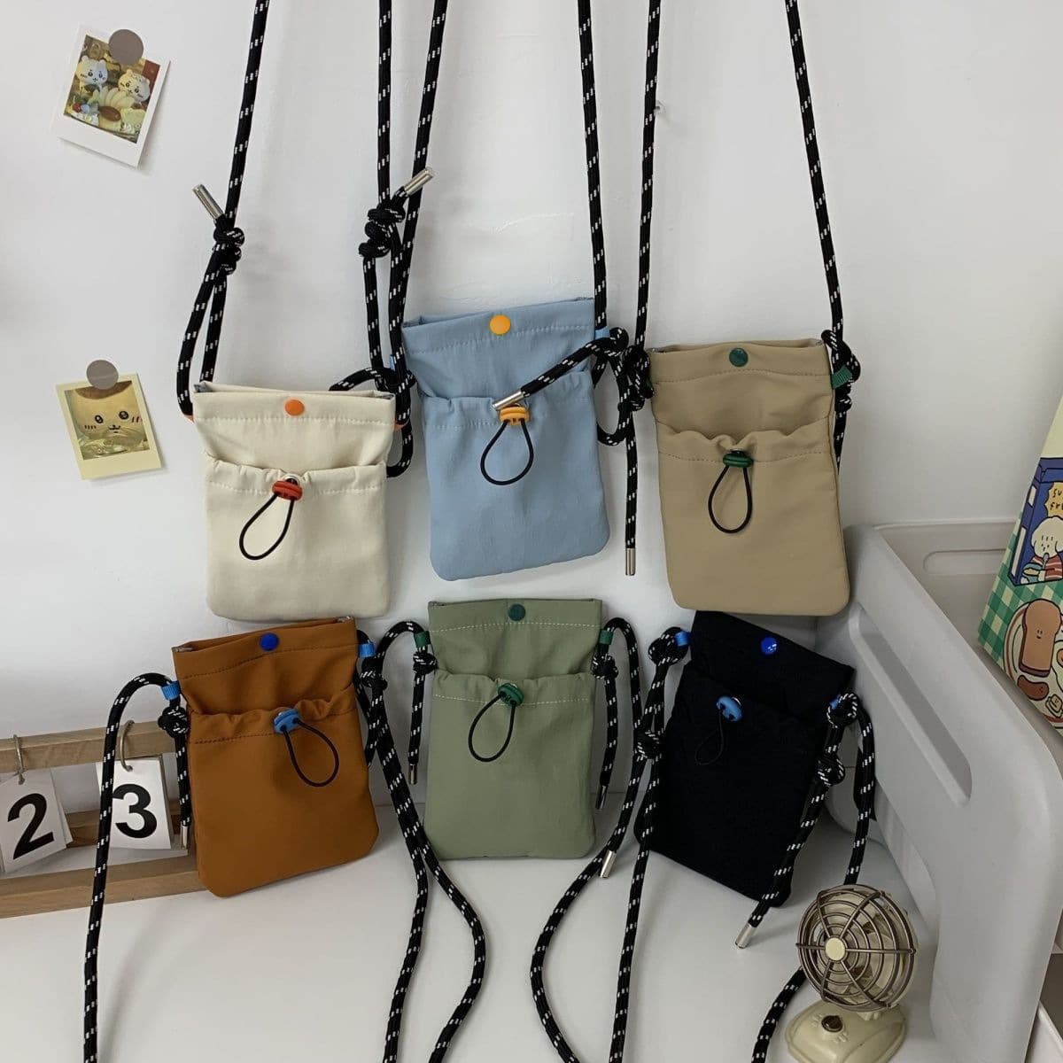 Water Bottle Bag Spring and Summer Lightweight Sports Crossbody Bag Mini Small Bag for Women 2026 New Nylon Shoulder Mobile Phone Bag