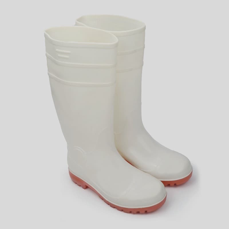 Wholesale prices for impact and puncture-resistant rain boots, oil, acid, and alkali resistant, anti-slip, glossy black, yellow, and white steel-toe rain shoes