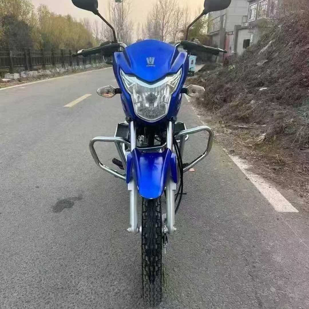 Haojue DH125 Motorcycle, 125cc Displacement, Blue Body, Men's Fuel Commuting Cross-Country Motorcycle