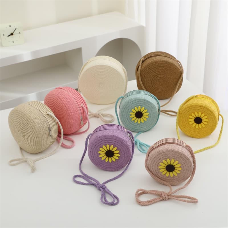 Summer Children's Small Bag Women's Cute Crossbody Boy's Fashionable Straw Bag Woven Bag 2024 New Arrival Pastoral Style Seaside