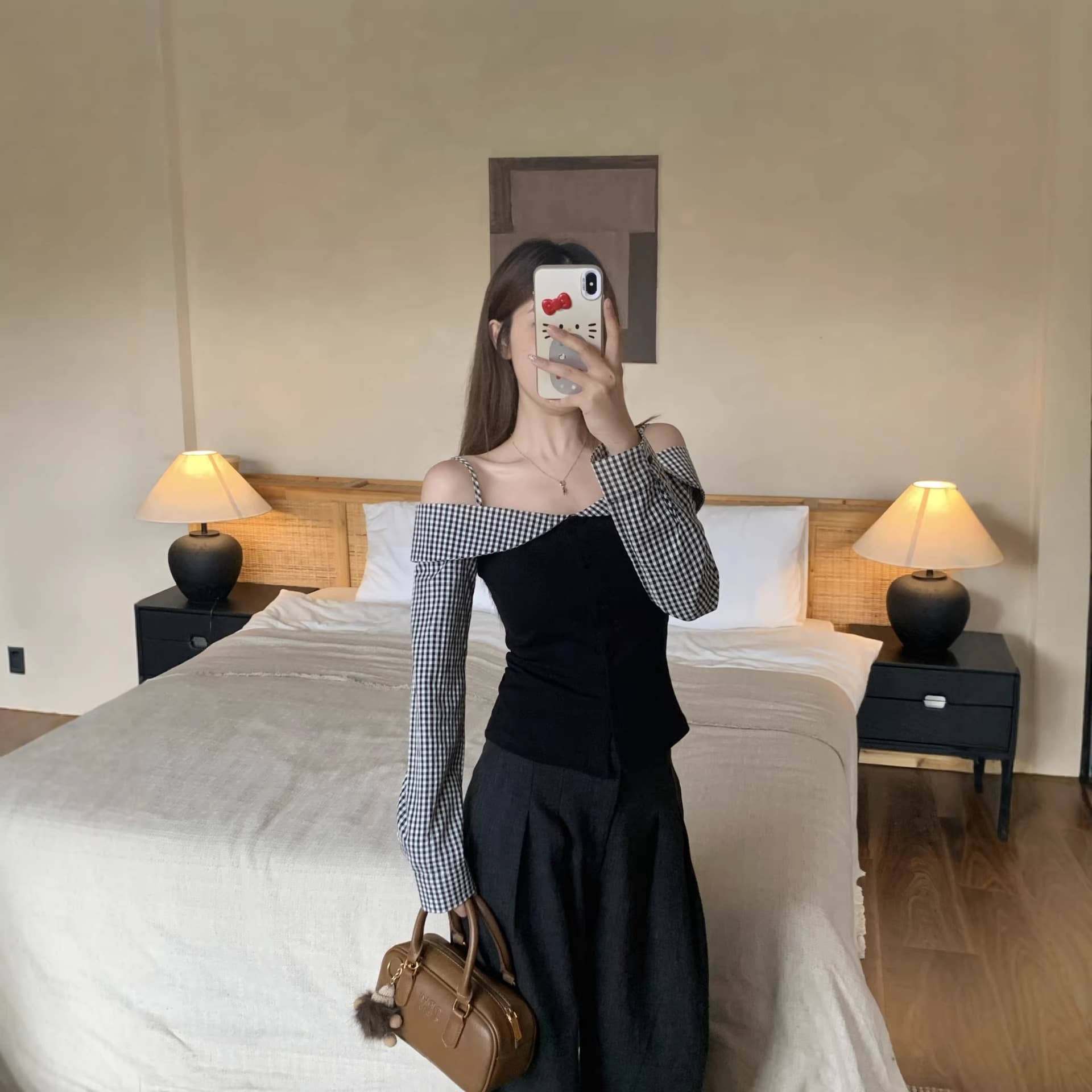 Plus size fat girl spring new fake two-piece plaid splicing off-shoulder long-sleeved one-shoulder slim T-shirt top