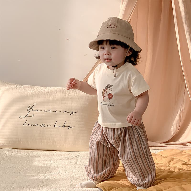 New baby summer suit, breathable and versatile T-shirt, boy's casual loose trousers, baby fashionable two-piece set