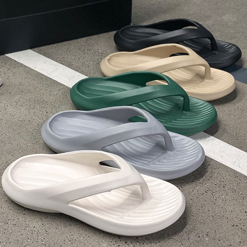 2026 New Style Men's Flip-Flops for Shower, Bathroom, Outdoor Use, Non-Slip, Stylish, Suitable for Travel, Students, Beach, and More.