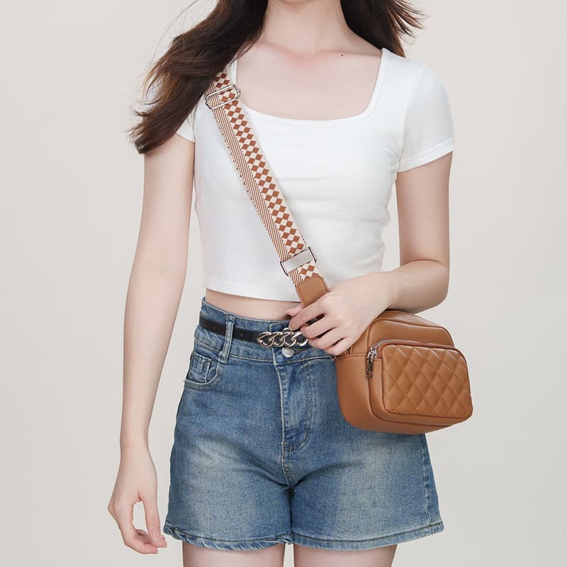 Cross-border new women's bags, trendy and versatile single shoulder small square bag, fashionable women's bag, wide shoulder strap, double pull crossbody bag