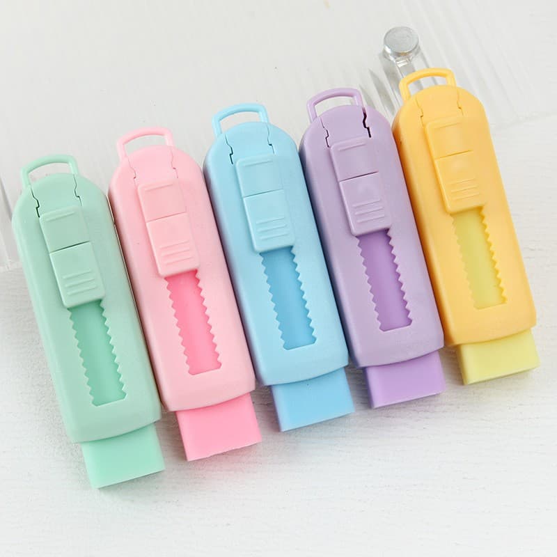 Cartoon Eraser Creative Stationery Learning Supplies for Primary School Students, Smudge-Free and Residue-Free Push-Pull Eraser Wholesale