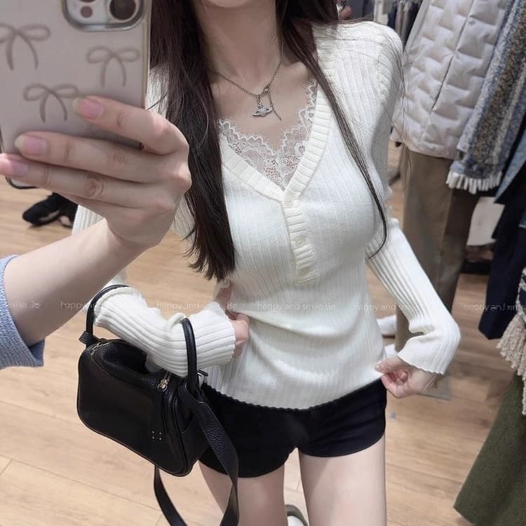 Pure Desire Lace Patch V-Neck Knit Top Women's 2025 Autumn/Winter New Slim Long-Sleeve Inner Layering Shirt