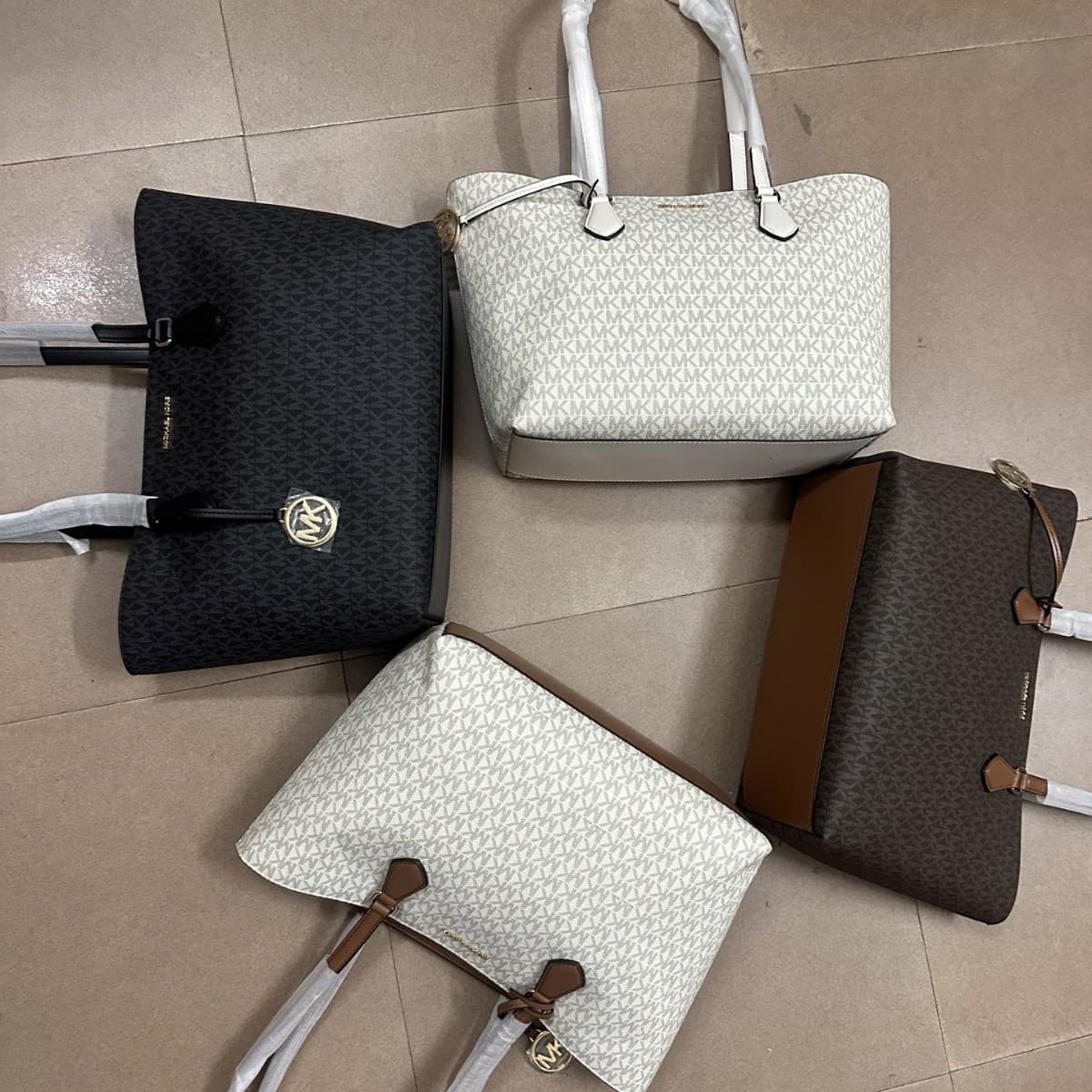 2025 New M Family Bags Women's Bags Cross-border Hot Selling Women's Crossbody Bags Shoulder Bags Fashionable and Versatile Tote Bags