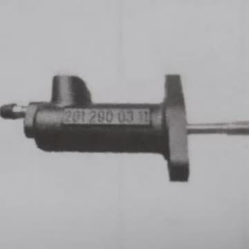 The manufacturer provides clutch cylinders suitable for Mercedes-Benz 240D/190E/300E/260E clutches.
