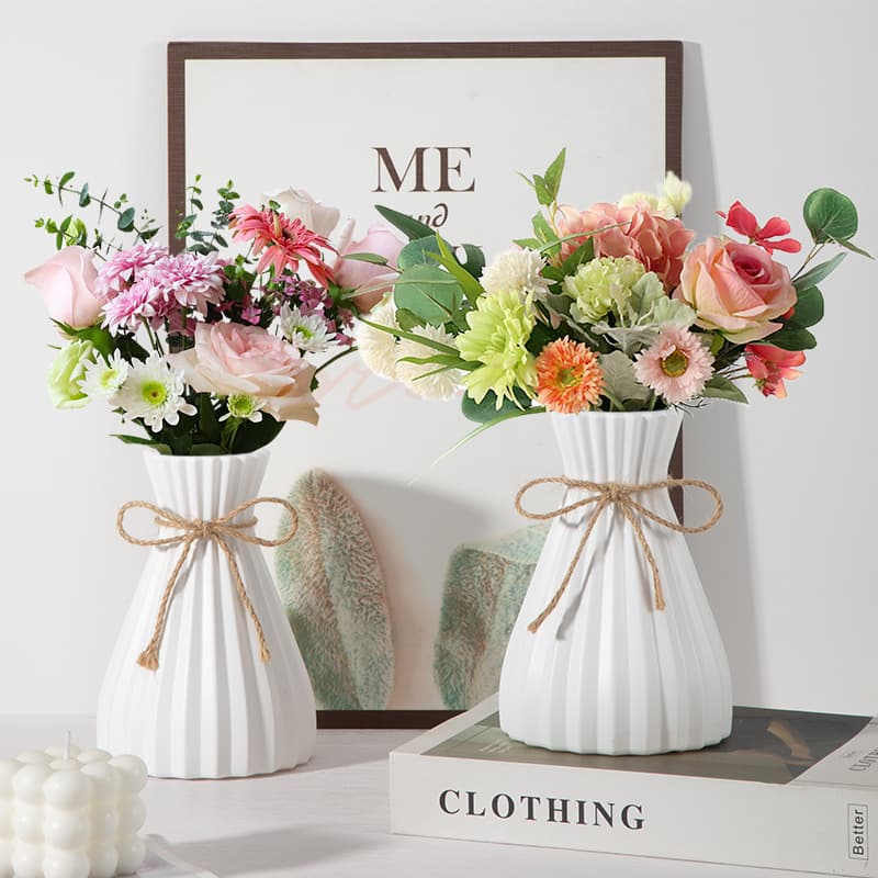 New Chinese Style Origami Creative Plastic Vase, Blow Molded, Water-Storing, for Fresh Flowers, Artificial Flowers, and Fake Flower Arrangements