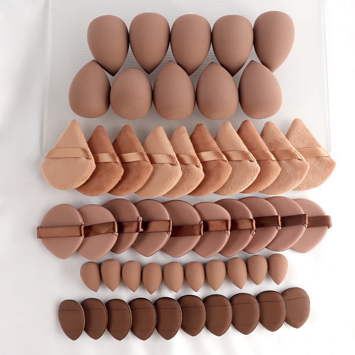 Cross-Border Hot Selling Solid Color 50-Piece Powder Puff Set Makeup Sponge Finger Puff Cotton Triangle Puff Mini Makeup Egg
