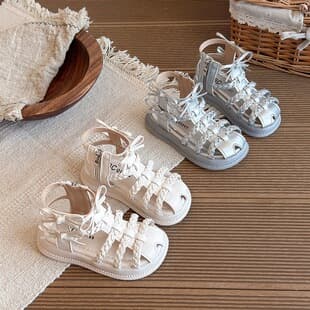 Girls Silver Woven Closed-Toe Sandals 2026 Summer New Butterfly Bow Thick Sole Versatile Roman Style Hollow Sandals