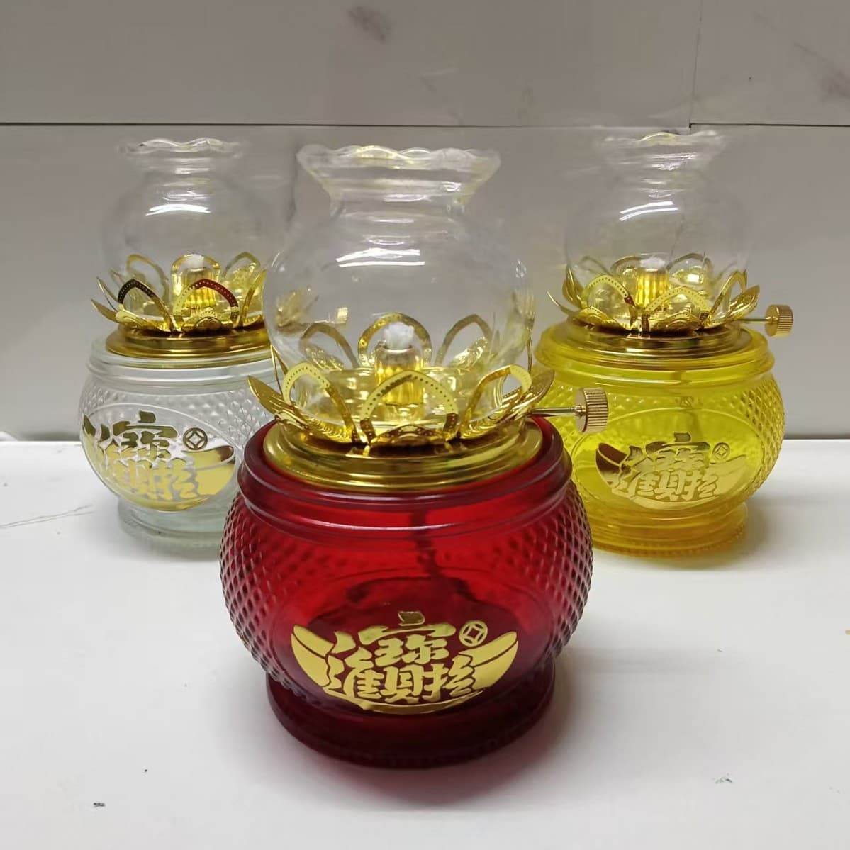 Large 72-Hour Windproof Glass Butter Lamp, Crystal Lotus Oil Lamp for Buddha Offering, Household Worship