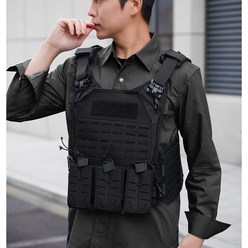 Multi-functional Tactical Vest Outdoor CS Gear Training Suit Camping Tactical Vest Stab-proof Vest Stab-resistant Body Armor