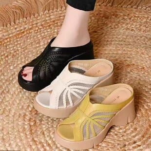 Fashionable Versatile Thick-Soled Mesh Breathable Slide Sandals for Women 2026 Summer New Outdoor Waterproof Platform Open-Toe Height-Increasing Sandals