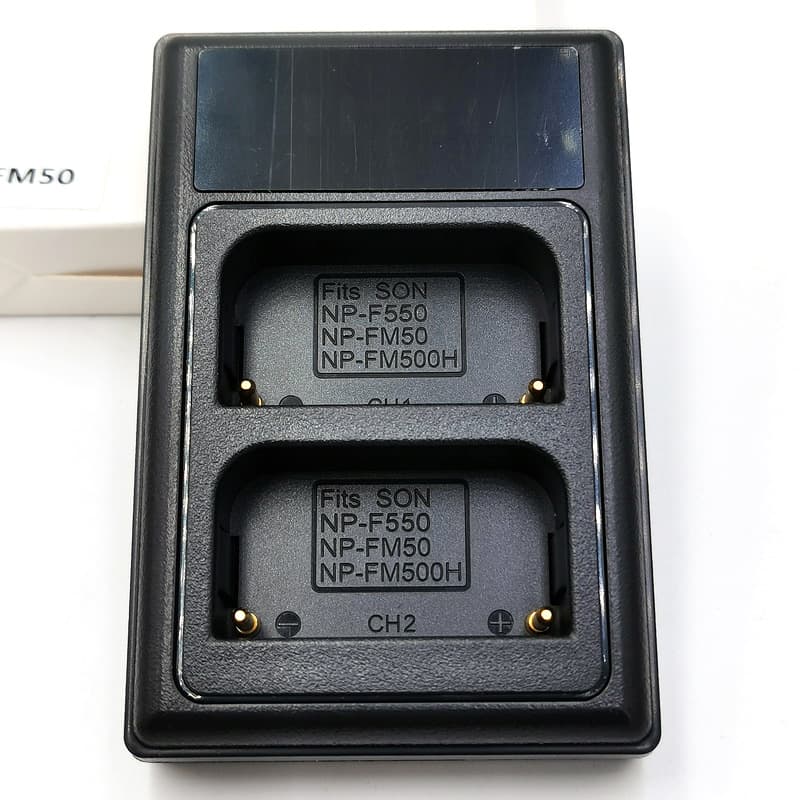 Wholesale NP-FM50 Small LCD Dual Display Dual Charger for Sony with Micro USB/Type-C Dual Ports