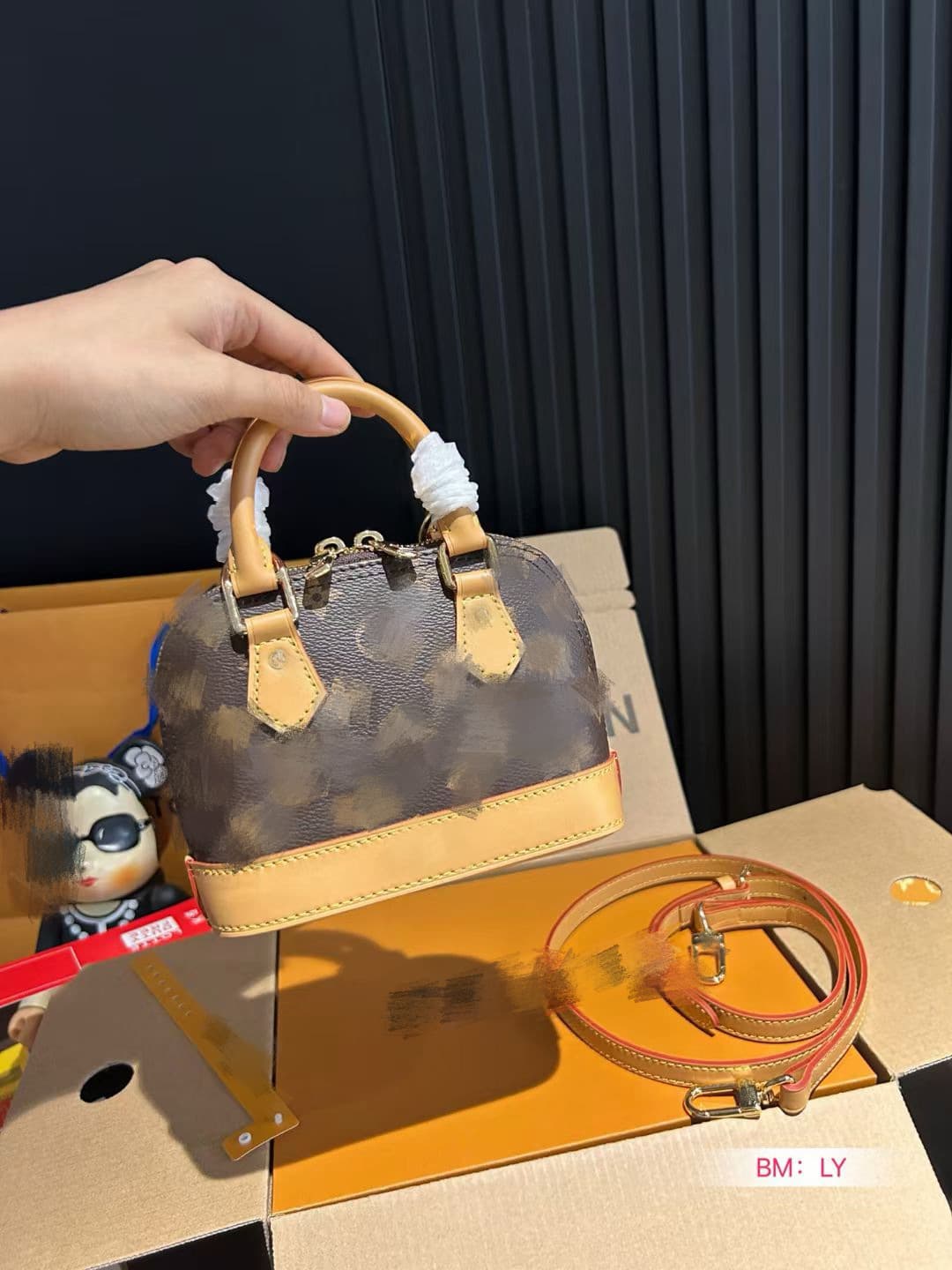 Women's Classic Fashionable Everyday Versatile Shoulder Bag, Underarm Bag, Factory Direct Wholesale, Bow Design, Top-Layer Cowhide