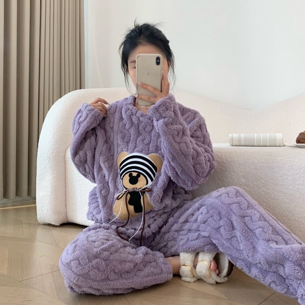 New Autumn/Winter Coral Fleece Flannel Cartoon Cute Bear Fashion Long Homewear Pajama Set with Long Sleeves and Pants