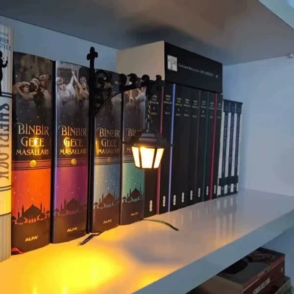 Cross-border new products Bookshelf Lantern Light library bookshelf lighting lantern iron crafts