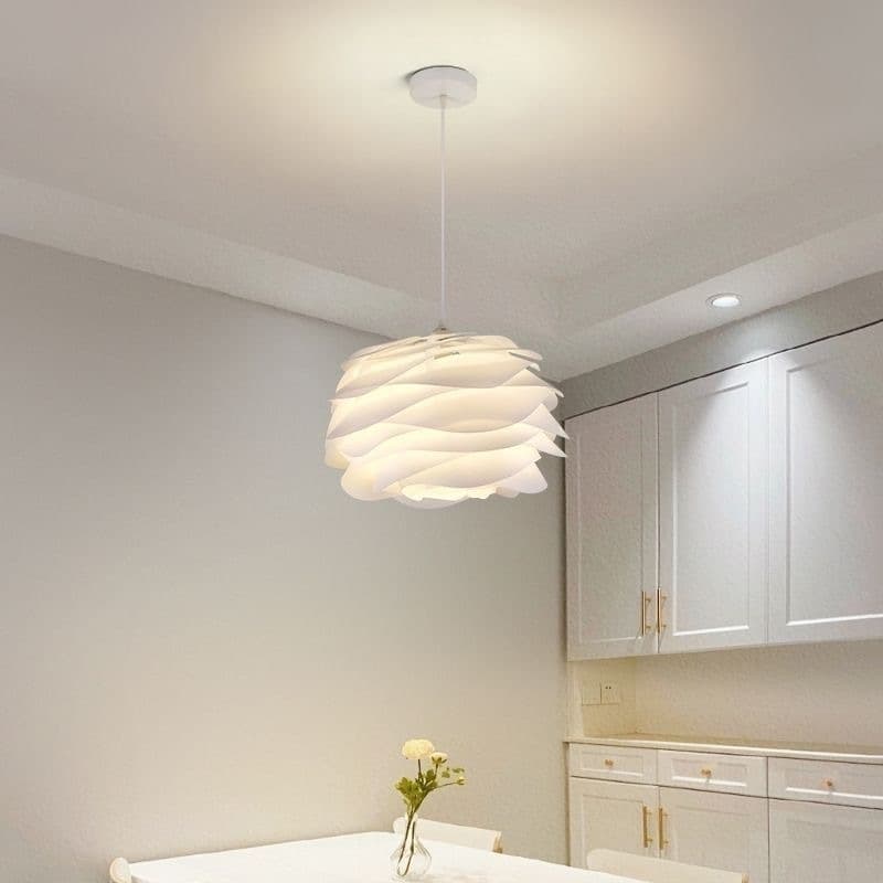 Trendy Nordic Cream Style Rose Pendant Light, Simple Modern Living Room Cozy Bedroom Creative Dining Room Rose Chandelier