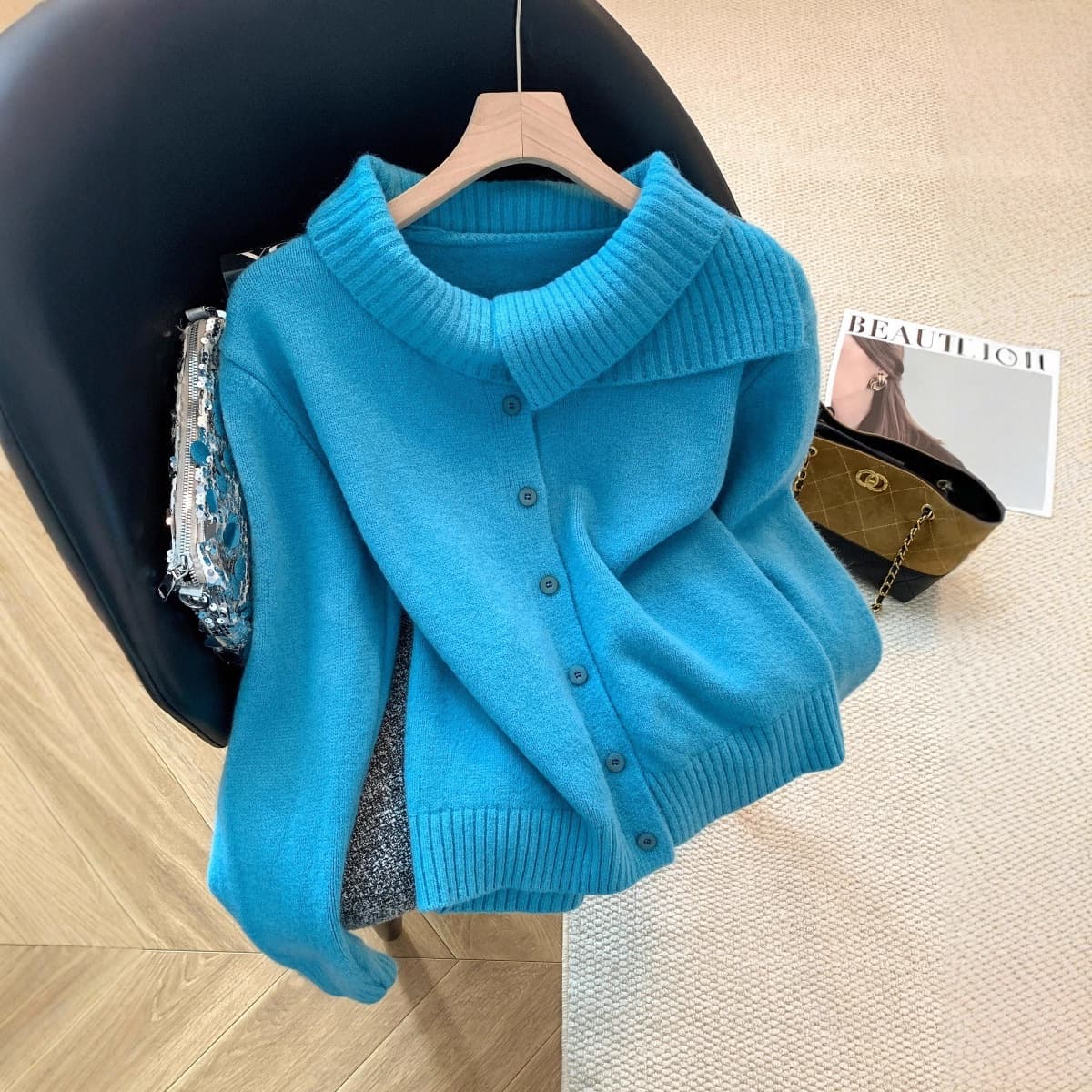 Soft Korean-style irregular lapel cardigan for women, autumn/winter 2025, loose and cozy top