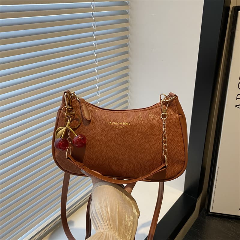 Korean Style Fashion Simple Elegant 2025 Solid Color Pendant Large Capacity New Popular Women's Crossbody Underarm Shoulder Bag