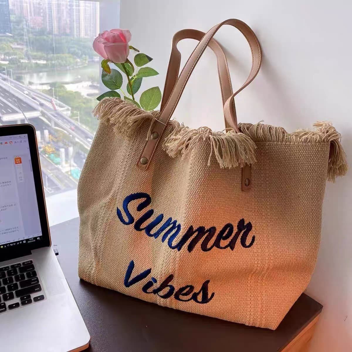 2025 New Handbag Casual Niche Beach Bag Travel Bag Tassel Tote Bag Large Capacity Shoulder Bag Trendy