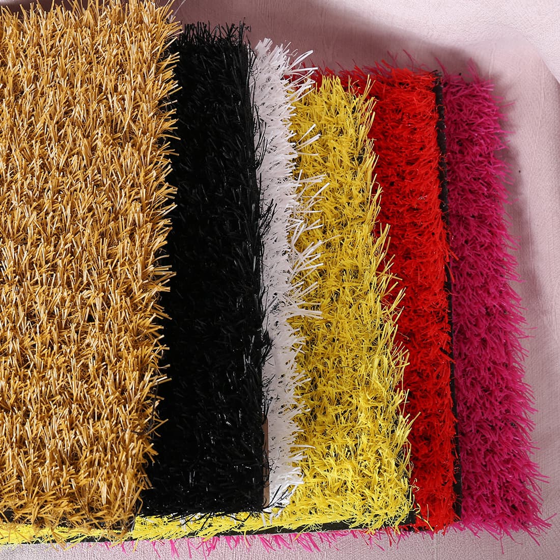 Artificial turf carpet, synthetic grass mat, plastic lawn for kindergarten, school, decorative colored yellow fake grass
