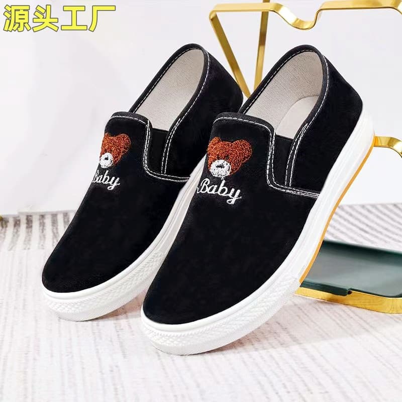 Spring/Autumn Thick-Soled Canvas Shoes Women Popular Old Beijing Round Toe Lazy Shoes Korean Casual Platform Slip-On Cloth Shoes