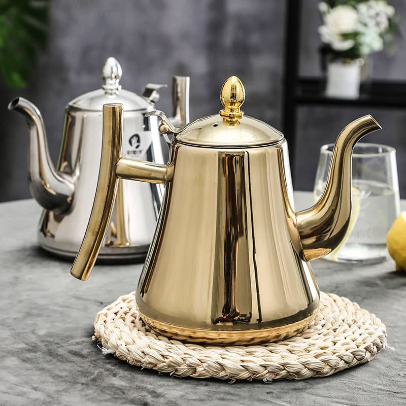 Thickened Stainless Steel Kettle Flat Bottom Teapot Cold Water Pitcher with Filter Net for Hotels, Restaurants