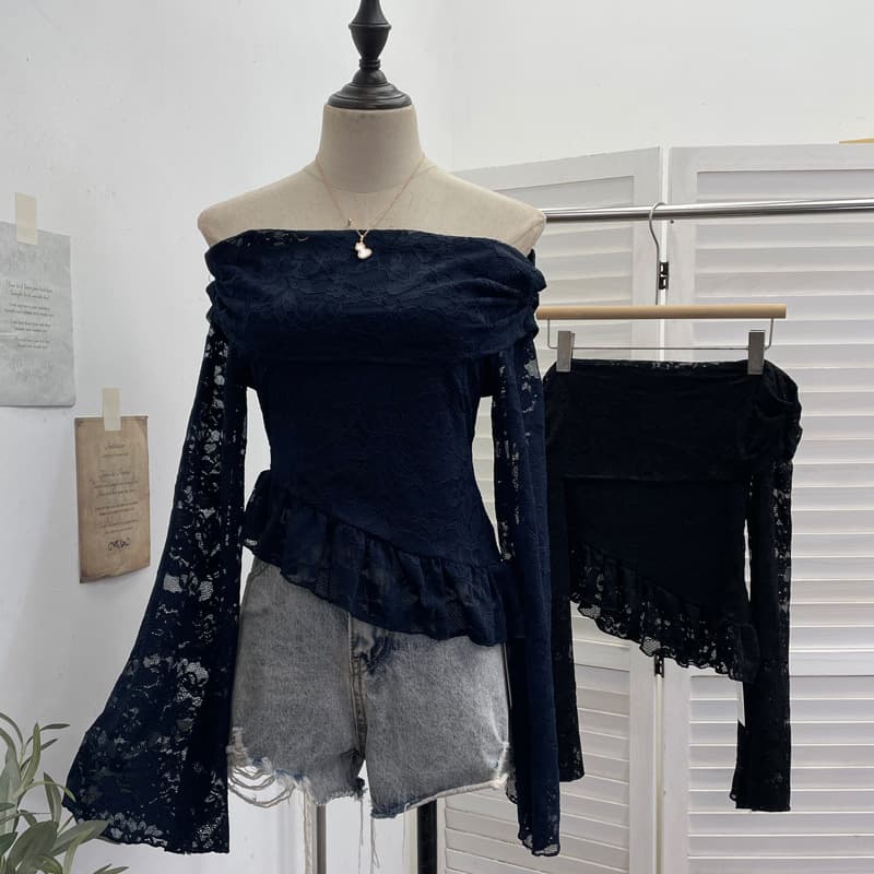Actual Photo Lace Off-Shoulder Long Sleeve Top Irregular Ruffle Hem Slim Flared Sleeve Cropped Top 8853