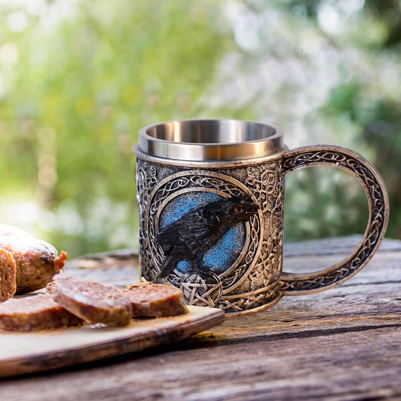 Free shipping stainless steel liner embossed 3D crow mug water cup coffee cup three-dimensional creative draft beer cup American style