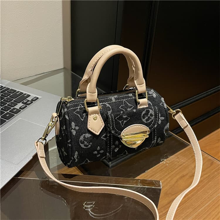 Denim Handle Pillow Bag for Women, Monogram Crossbody Bag, Niche European-American Trendy Retro Shoulder Bag, Fashion Women's Bag