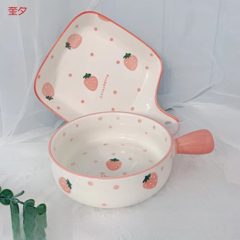 Plate and bowl for microwave, Nordic style plate handle, strawberry hand-painted handle, ceramic tableware baking pan, steamed egg bowl without round shape