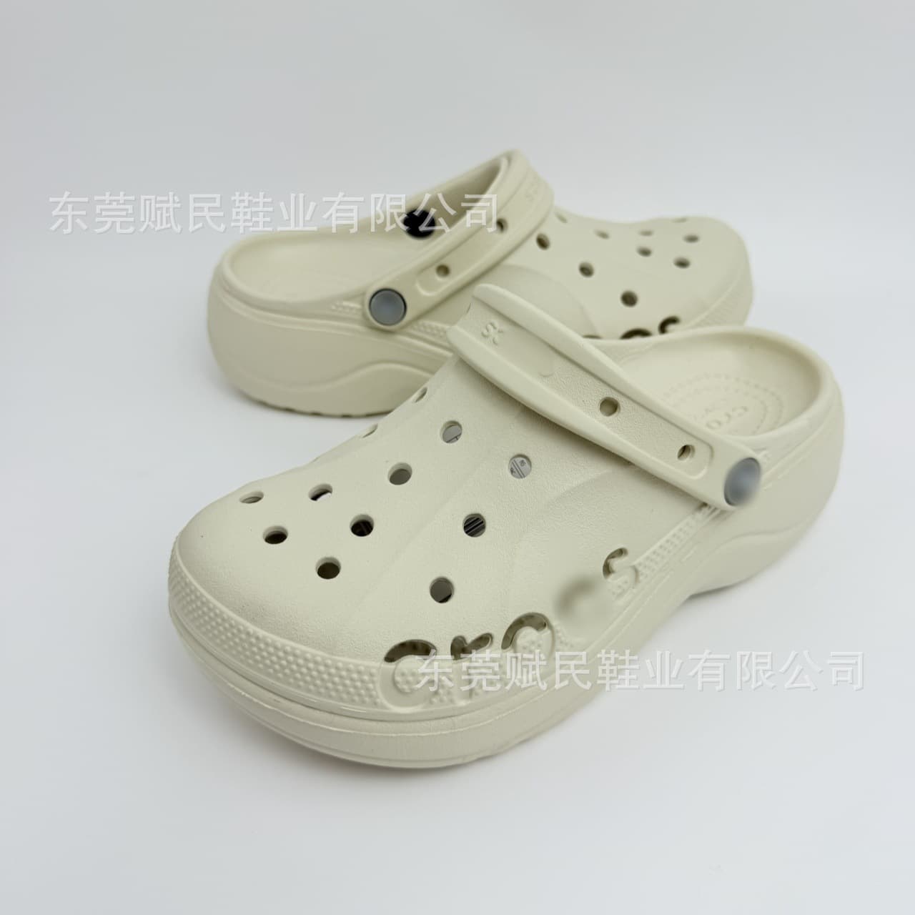 Cross Classic Cloud Caiyun Clog Anti-Slip Breathable Elevated Women's Outdoor Daily Slippers Factory Wholesale