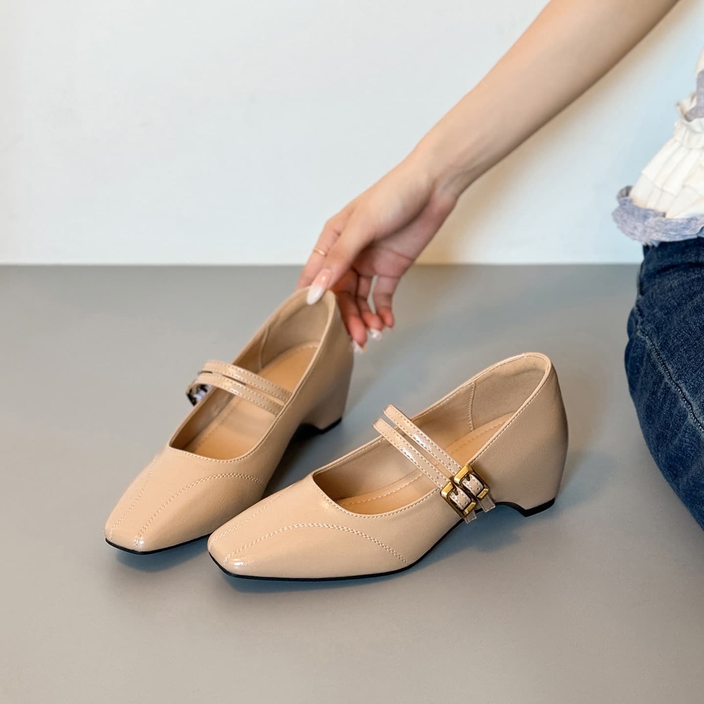 Sheepskin Version! Simple Style with Hidden Height Increase, Double Buckle Mary Jane Shoes, French-Style Shallow Square-Toe Soft Leather Women's Single Shoes