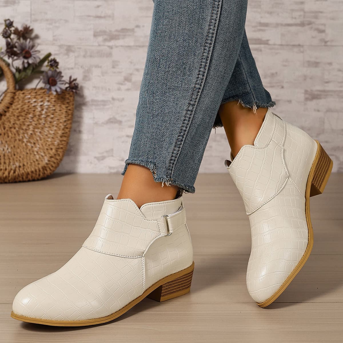 2026 Summer New Arrival Export Plus Size Women's Casual Comfort European and American Style Fashion Pointed Toe Flats One Size