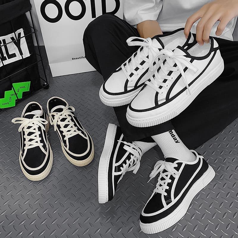 New Canvas Shoes for Men 2024 Spring Breathable Men's Shoes Retro Student Fashion Cloth Shoes Casual Skate Shoes Hot Style