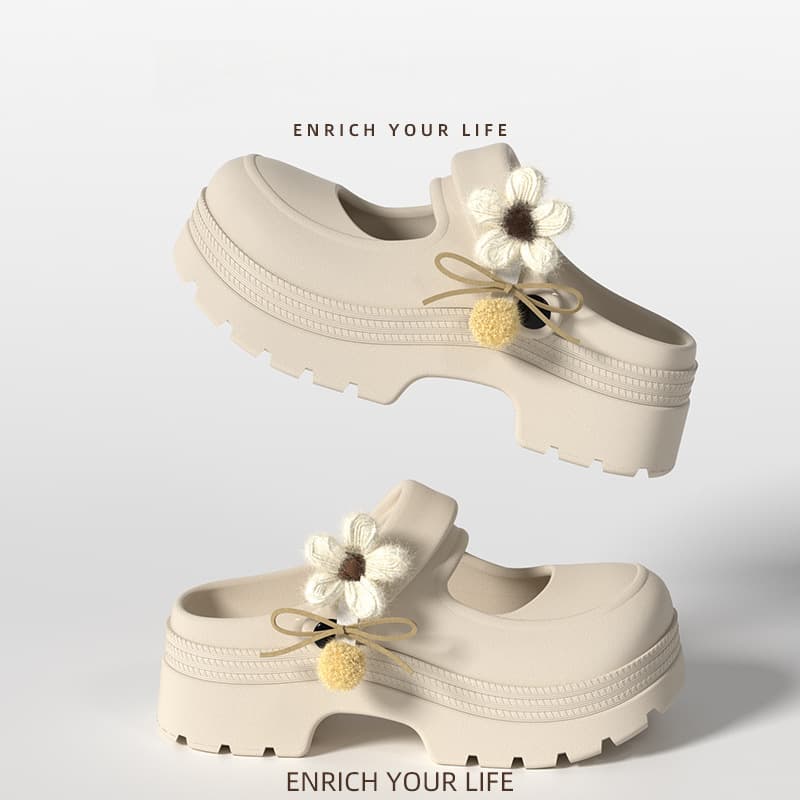 Little Flower Mary Jane Croc Shoes Women's 2026 New Home Furnishing Non-Slip Outerwear Sliding Feeling Thick-soled Heightening Sandals