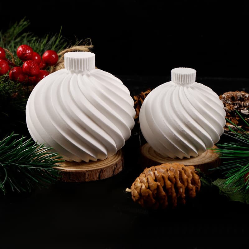 Cross-Border New Christmas Spiral Striped Ball Candle Mold Rotating Line Ball Gypsum Striped Sphere Silicone Mold