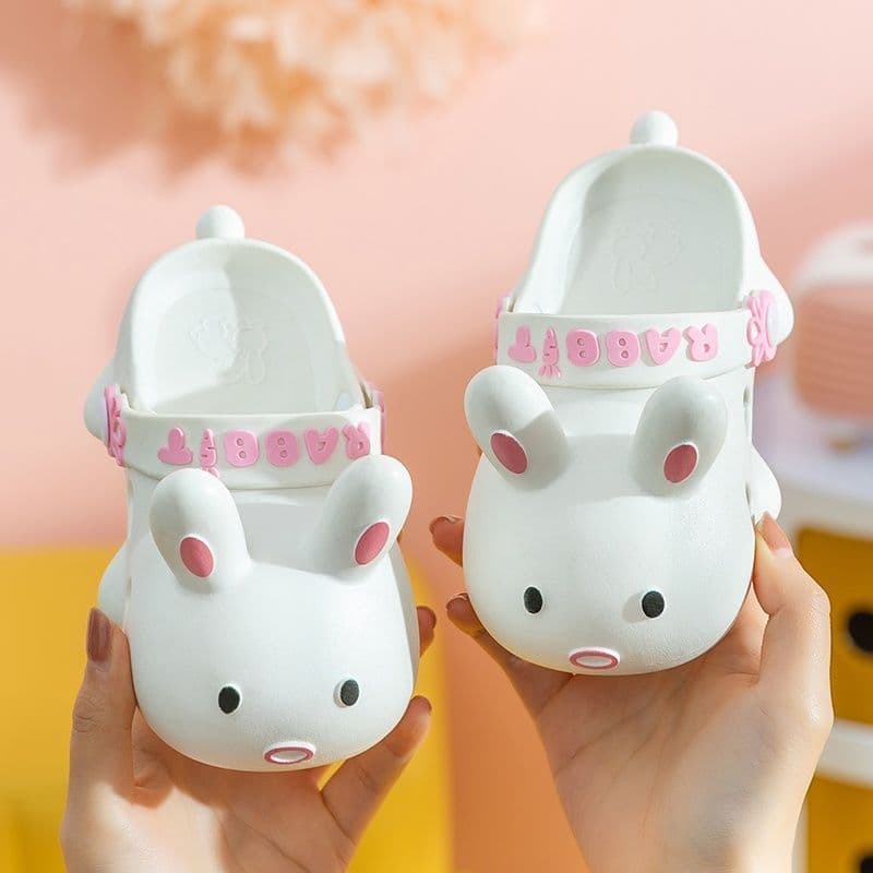 Cartoon Bunny Croc Sandals for Girls 2025 New Summer Outdoor Anti-Slip Cloud-Like Comfort Parent-Child Closed-Toe Slippers
