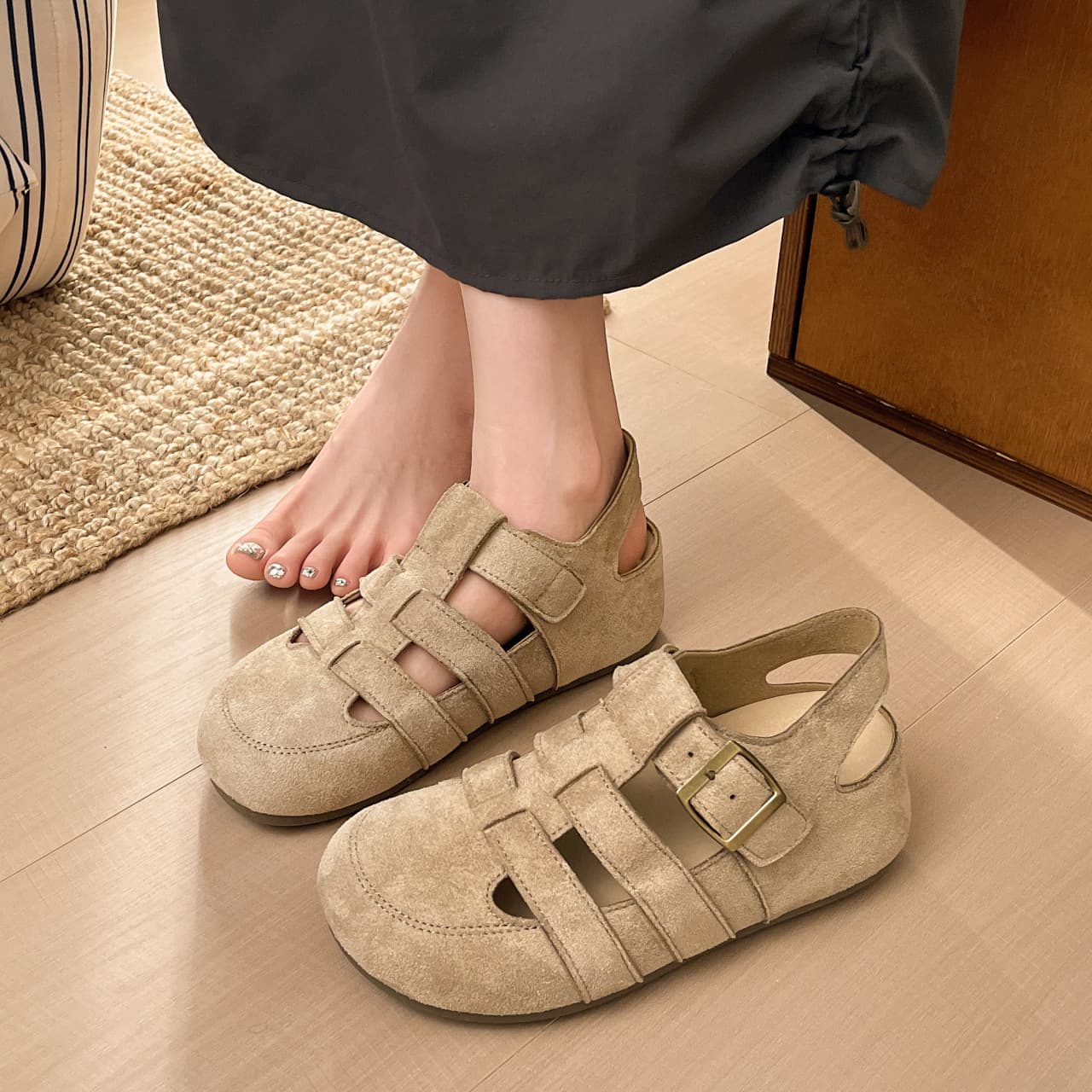 Women's Closed-Toe Sandals 2026 Summer Hollow-Out Half-Slippers Woven Soft Flat Pig Cage Shoes Retro Forest Style Summer Sandals