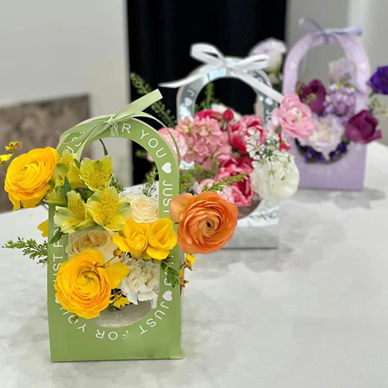 Mini Portable Flower Box Hollow Foldable Salon Flower Arrangement Gift Box Fresh Flower Packaging Handheld Bag Florist Supplies Wholesale