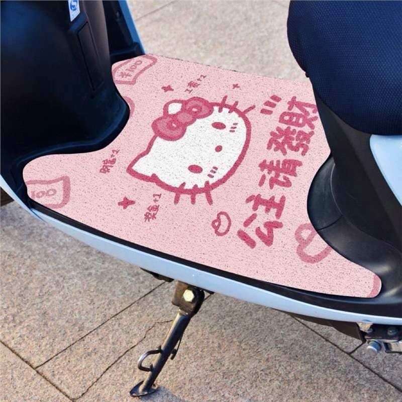 Universal thickened waterproof electric vehicle foot pads with silk loop design, customizable cut to size, non-slip.